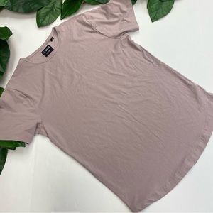 Cuts Clothing men’s AO Curve-Hem Tee Athletic size Medium Purple